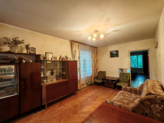Продам двухкомнатную (2-комн.) квартиру, Маршала Катукова ул, 20к2, Москва г