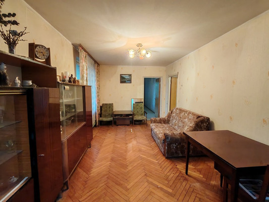 Продам двухкомнатную (2-комн.) квартиру, Маршала Катукова ул, 20к2, Москва г