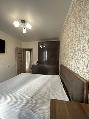 Продам двухкомнатную (2-комн.) квартиру, Сергея Казьмина ул, 2, Липецк г