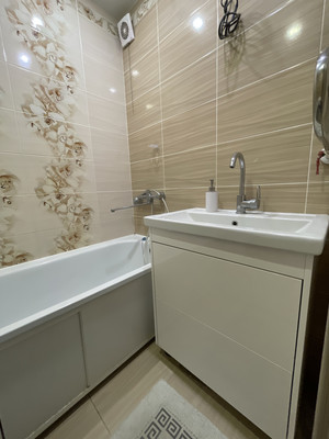 Продам двухкомнатную (2-комн.) квартиру, Сергея Казьмина ул, 2, Липецк г
