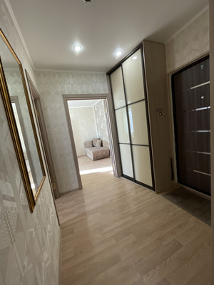 Продам двухкомнатную (2-комн.) квартиру, Сергея Казьмина ул, 2, Липецк г
