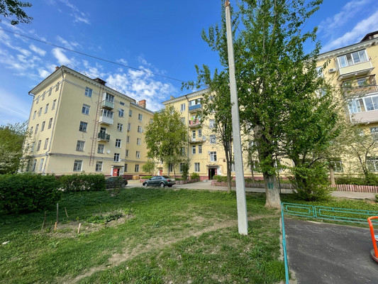 Продам трехкомнатную (3-комн.) квартиру, Большая Серпуховская ул, 42, Железнодорожный п
