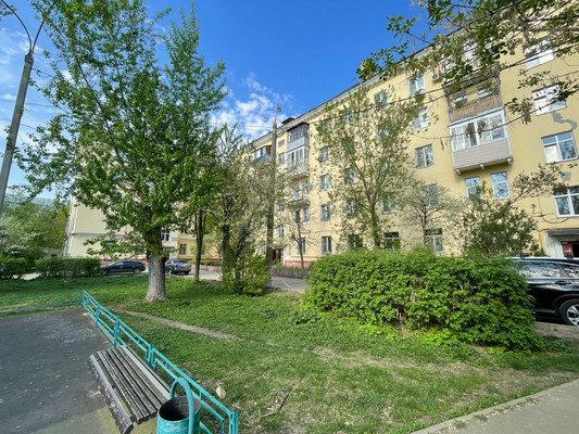 Продам трехкомнатную (3-комн.) квартиру, Большая Серпуховская ул, 42, Железнодорожный п