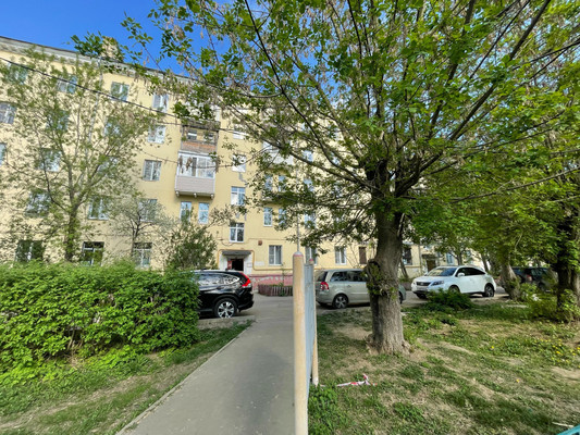 Продам трехкомнатную (3-комн.) квартиру, Большая Серпуховская ул, 42, Железнодорожный п