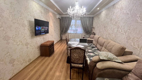 Продам двухкомнатную (2-комн.) квартиру, Западная ул, 2А, Новая Адыгея аул