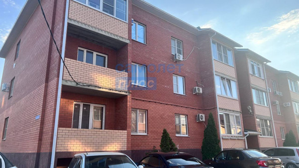 Продам двухкомнатную (2-комн.) квартиру, Западная ул, 2А, Новая Адыгея аул