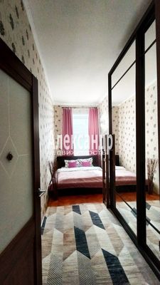 Продам двухкомнатную (2-комн.) квартиру, Фурштатская ул, 18, Санкт-Петербург г