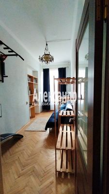 Продам двухкомнатную (2-комн.) квартиру, Фурштатская ул, 18, Санкт-Петербург г