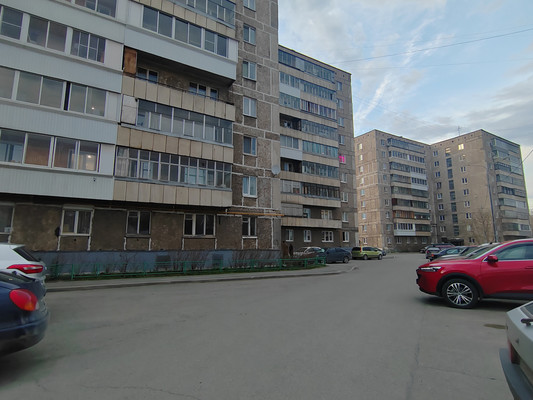 Продам двухкомнатную (2-комн.) квартиру, Красноармейская ул, 70, Нижний Тагил г