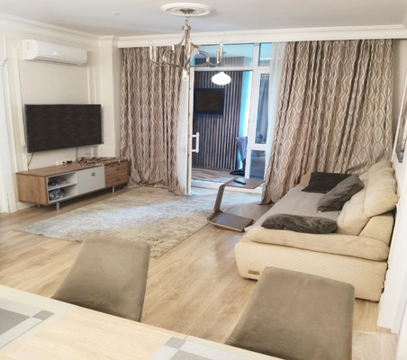 Продам трехкомнатную (3-комн.) квартиру, Флотская ул, 7к2, Москва г