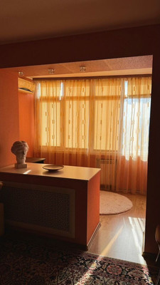 Продам двухкомнатную (2-комн.) квартиру, Таганрогская ул, 96к1, Ростов-на-Дону г