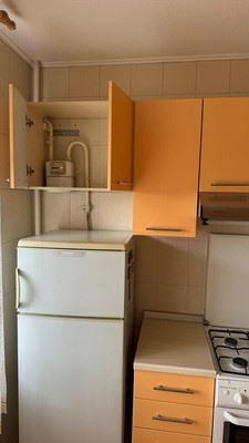 Продам двухкомнатную (2-комн.) квартиру, Таганрогская ул, 96к1, Ростов-на-Дону г