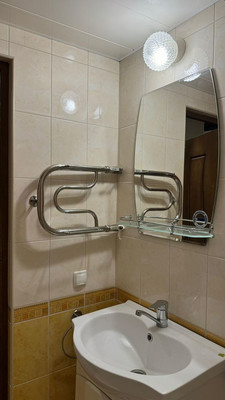 Продам двухкомнатную (2-комн.) квартиру, Таганрогская ул, 96к1, Ростов-на-Дону г