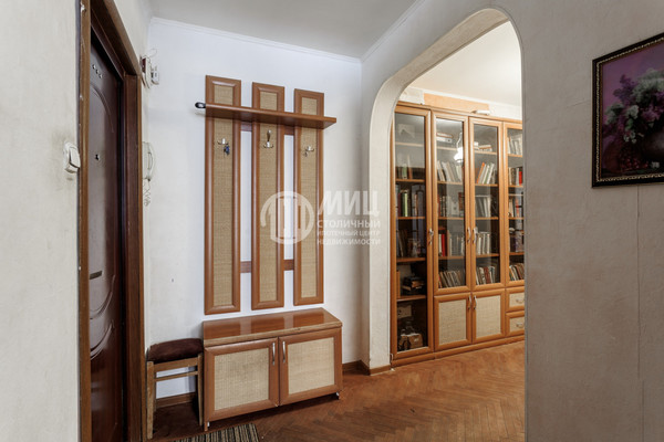 Продам трехкомнатную (3-комн.) квартиру, Чоботовская ул, 3, Москва г