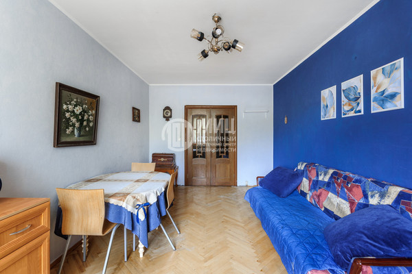 Продам трехкомнатную (3-комн.) квартиру, Чоботовская ул, 3, Москва г