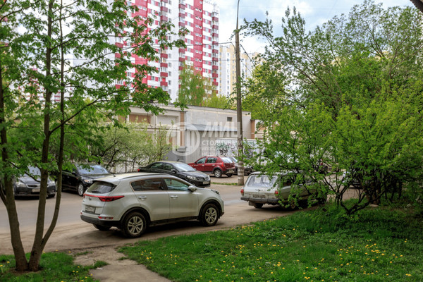 Продам трехкомнатную (3-комн.) квартиру, Чоботовская ул, 3, Москва г