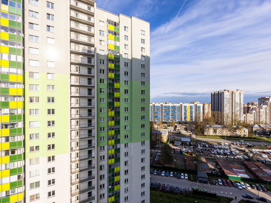 Продам трехкомнатную (3-комн.) квартиру, Бестужевская ул, 7ак3, Санкт-Петербург г