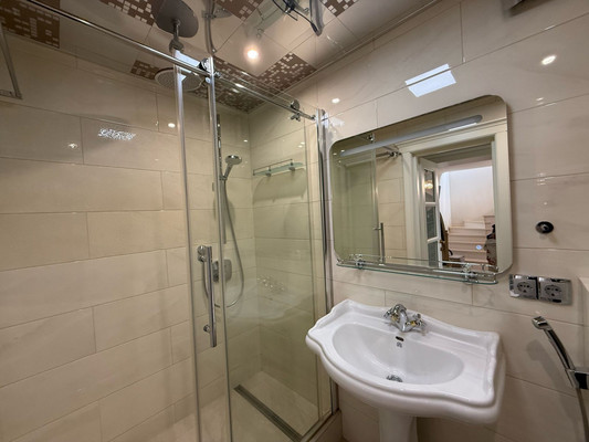Продам многокомнатную квартиру, Тарчокова ул, 19к10, Нальчик г