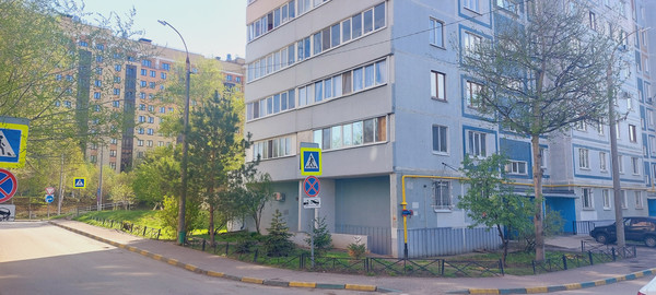 Продам двухкомнатную (2-комн.) квартиру, Академика Парина ул, 8, Казань г