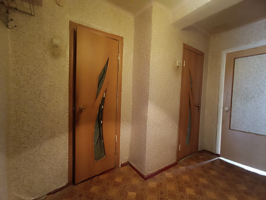 Продам однокомнатную (1-комн.) квартиру, Коммунальная ул, 5, Жуковка г