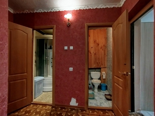 Продам трехкомнатную (3-комн.) квартиру, Академика Губкина ул, 37, Казань г