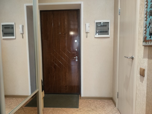 Продам двухкомнатную (2-комн.) квартиру, Петрозаводская ул, 15к5, Москва г