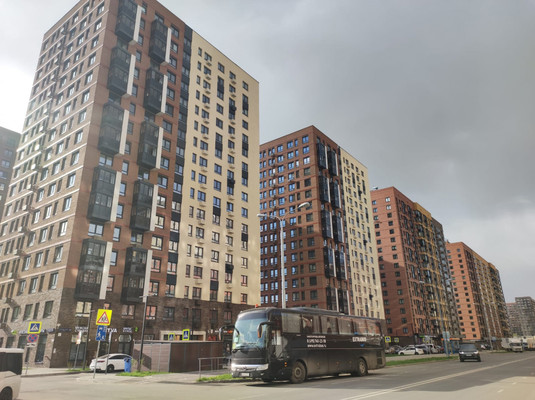 Продам трехкомнатную (3-комн.) квартиру, академика Северина (Мирный мкр.) ул, 11к1, Мирный п
