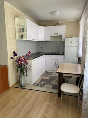 Продам однокомнатную (1-комн.) квартиру, Степная ул, 143, Волгодонск г