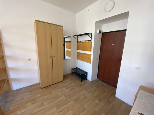 Продам комнату в 16-комн. квартире, Большеохтинский пр-кт, 41кА, Санкт-Петербург г