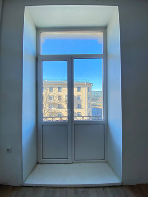 Продам комнату в 16-комн. квартире, Большеохтинский пр-кт, 41кА, Санкт-Петербург г