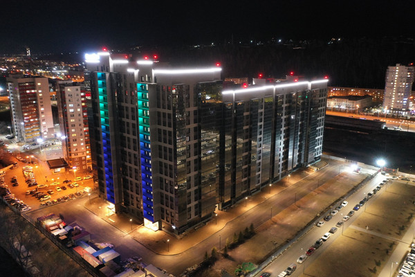 Продам трехкомнатную (3-комн.) квартиру (долевое), Славы ул, Красноярск г