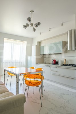 Продам двухкомнатную (2-комн.) квартиру, Мира пр-кт, 84 , Калининград г