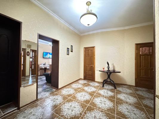 Продам двухкомнатную (2-комн.) квартиру, Пушкина ул, 41к2, Нальчик г