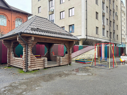 Продам двухкомнатную (2-комн.) квартиру, Пушкина ул, 41к2, Нальчик г