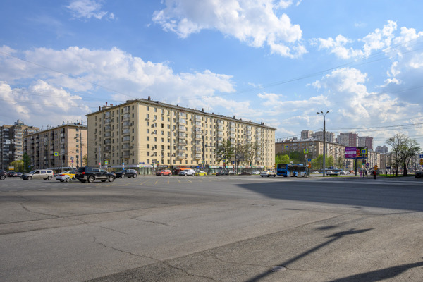 Продам трехкомнатную (3-комн.) квартиру, Ленинский пр-кт, 75/9, Москва г