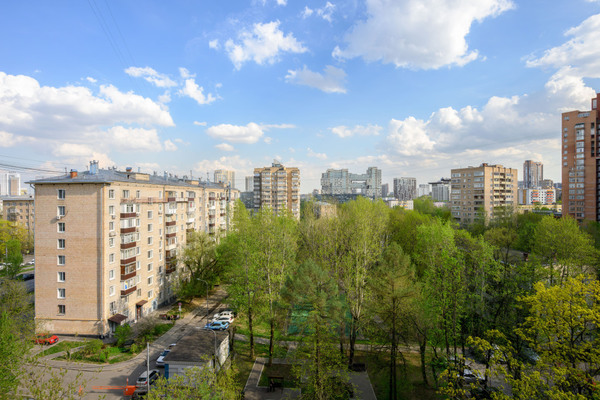 Продам трехкомнатную (3-комн.) квартиру, Ленинский пр-кт, 75/9, Москва г