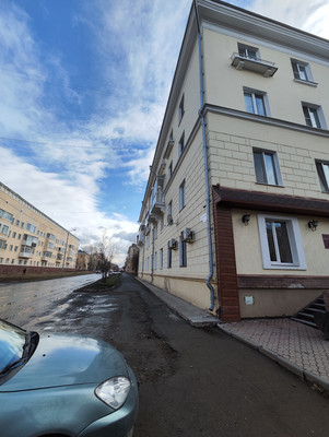Продам двухкомнатную (2-комн.) квартиру, Орджоникидзе ул, 22, Нижний Тагил г