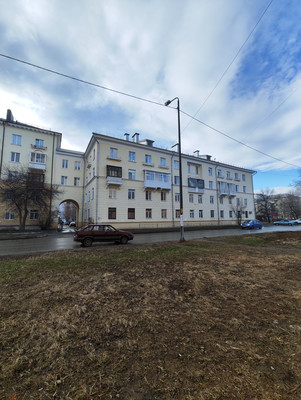 Продам двухкомнатную (2-комн.) квартиру, Орджоникидзе ул, 22, Нижний Тагил г