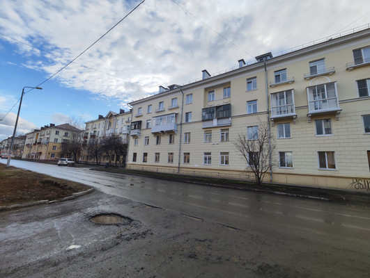 Продам двухкомнатную (2-комн.) квартиру, Орджоникидзе ул, 22, Нижний Тагил г
