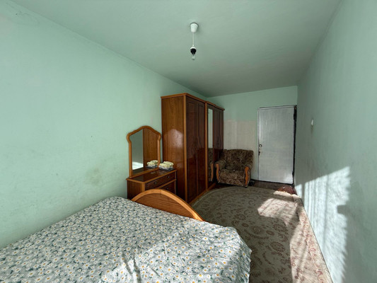 Продам двухкомнатную (2-комн.) квартиру, 2 Таманской Дивизии ул, 472к2, Нальчик г