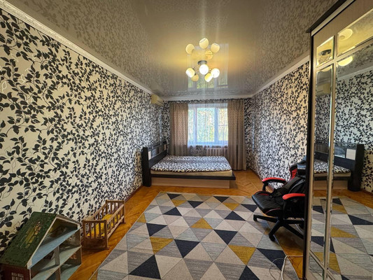 Продам двухкомнатную (2-комн.) квартиру, Каширская ул, 14, Ростов-на-Дону г