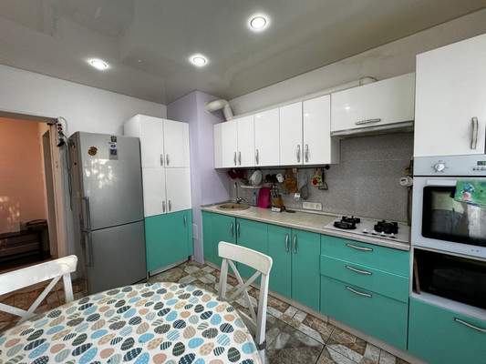 Продам трехкомнатную (3-комн.) квартиру, Зорге ул, 25к4, Ростов-на-Дону г