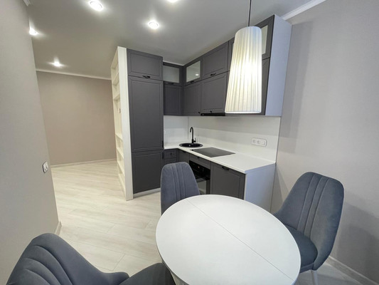Продам трехкомнатную (3-комн.) квартиру, Стабильная ул, 3, Ростов-на-Дону г