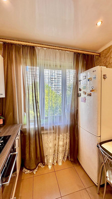 Продам двухкомнатную (2-комн.) квартиру, Зорге ул, 27, Ростов-на-Дону г