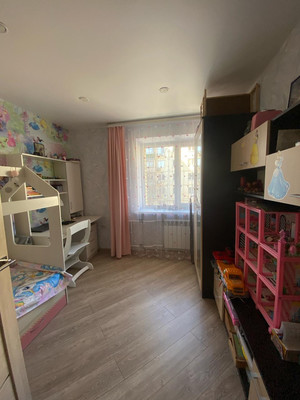 Продам трехкомнатную (3-комн.) квартиру, Таганрогская ул, 112ка, Ростов-на-Дону г