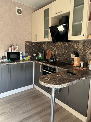 Продам однокомнатную (1-комн.) квартиру, Колмовская наб, 71Б, Великий Новгород г