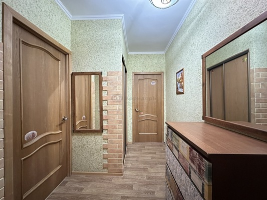 Продам двухкомнатную (2-комн.) квартиру, Маршала Чуйкова ул, 22к1, Москва г
