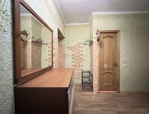 Продам двухкомнатную (2-комн.) квартиру, Маршала Чуйкова ул, 22к1, Москва г