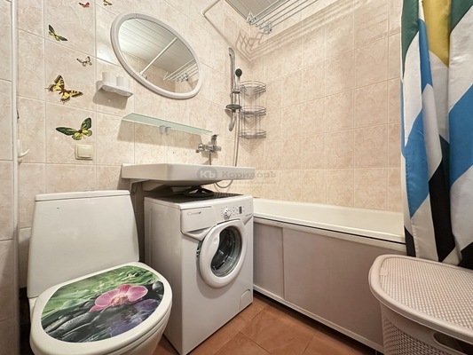 Продам двухкомнатную (2-комн.) квартиру, Маршала Чуйкова ул, 22к1, Москва г