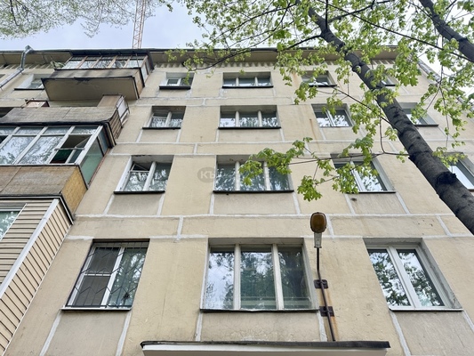 Продам двухкомнатную (2-комн.) квартиру, Маршала Чуйкова ул, 22к1, Москва г